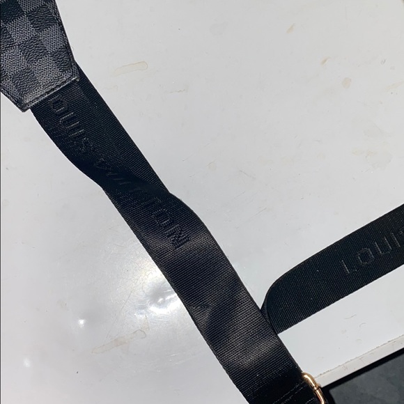 Louis Vuitton Poshmark - Picture 2 of 5